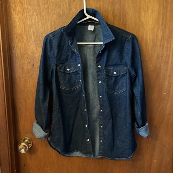 H&M dark denim snap front shirt - Picture 7 of 7